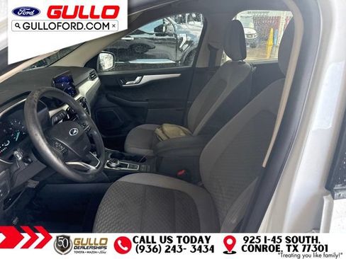 Used 2020 Ford Escape SE FWD image 4
