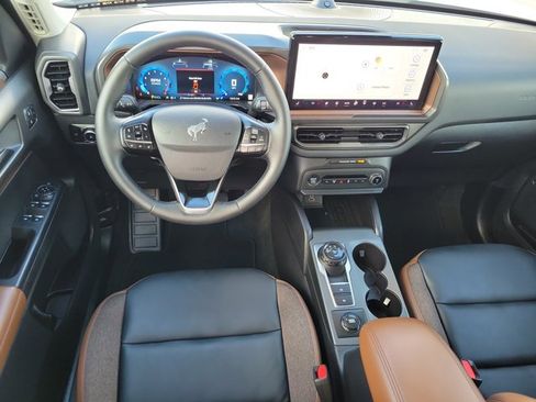 Certified 2025 Ford Bronco Sport Outer Banks w/ Outer Banks Tech Package+ AWD/4WD image 16