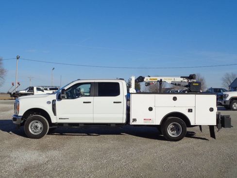 Used 2024 Ford F350 XL w/ XL Chrome Package image 1