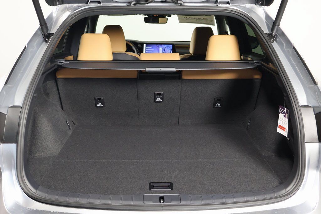New 2026 Lexus RX 450h AWD w/ Convenience Package image 8