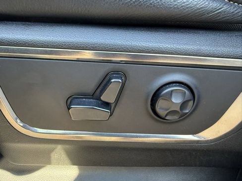 Used 2019 RAM 1500 Limited image 10