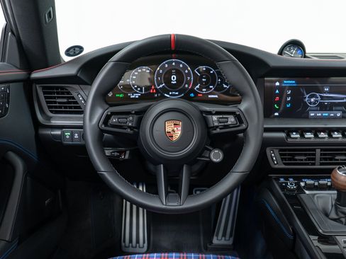 Used 2026 Porsche 911 Carrera T RWD image 28