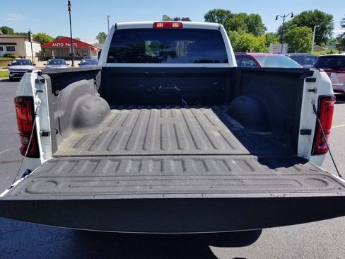 Used 2025 RAM 2500 Big Horn AWD/4WD image 7
