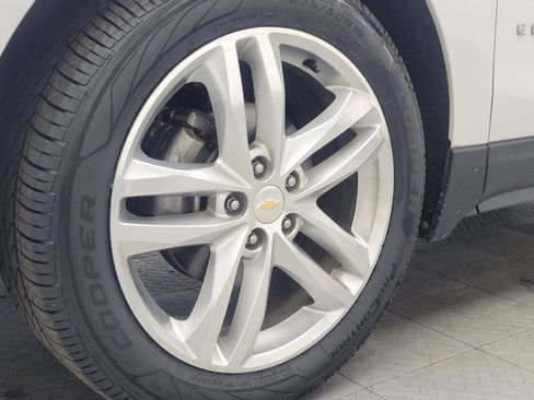 Used 2018 Chevrolet Equinox Premier image 31