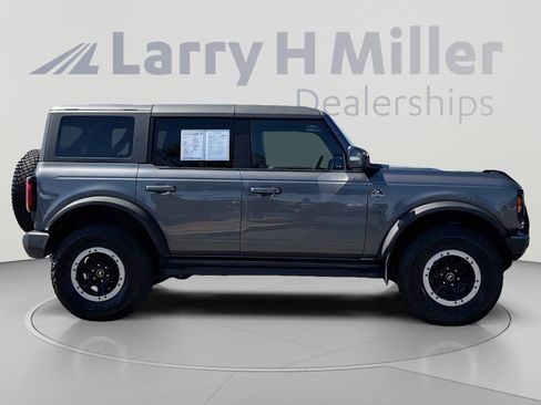 Used 2022 Ford Bronco Outer Banks w/ Sasquatch Package AWD/4WD image 7