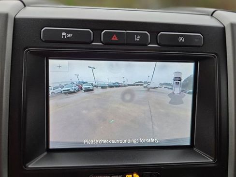 Used 2021 Ford Expedition XLT image 27