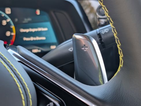 Used 2023 Chevrolet Corvette Stingray Premium Cpe w/ Z51 Performance Package image 30