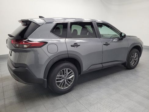 Used 2023 Nissan Rogue S FWD image 10
