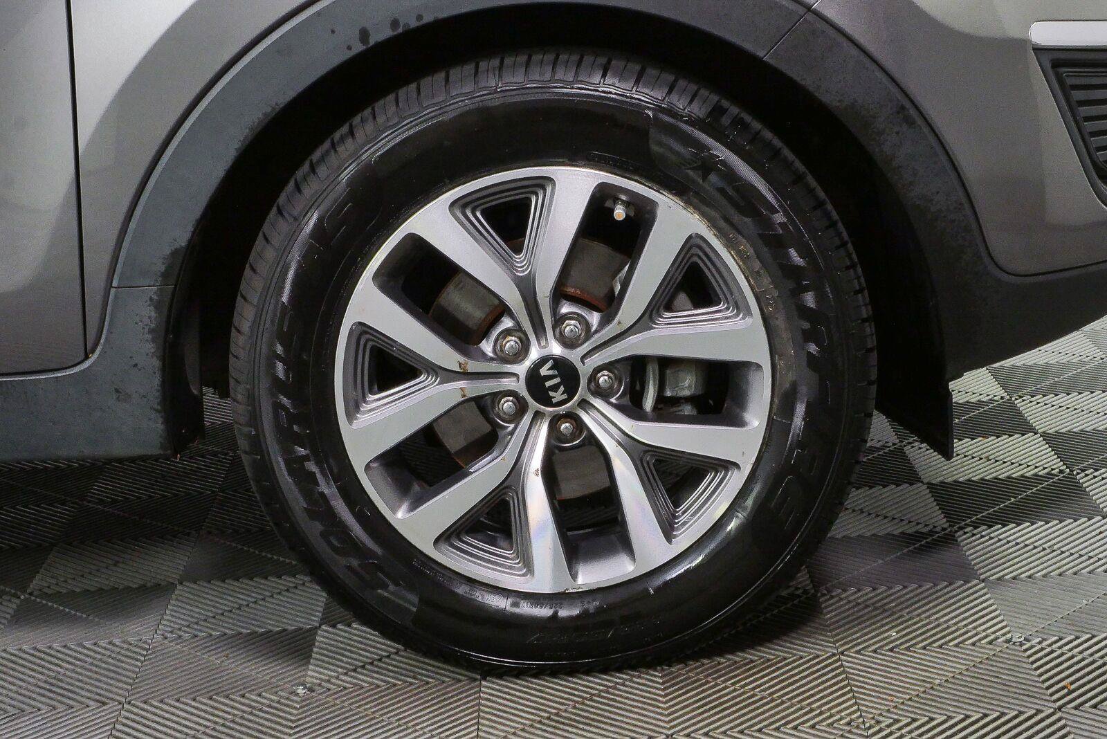 Used 2016 Kia Sportage LX FWD image 32