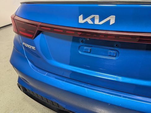 Used 2023 Kia Forte GT-Line w/ GT-Line Premium Package FWD image 8