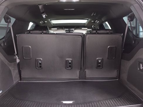 Used 2024 Cadillac Escalade ESV Premium Luxury w/ Performance Package image 24