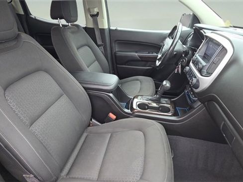 Used 2019 GMC Canyon SLE image 16