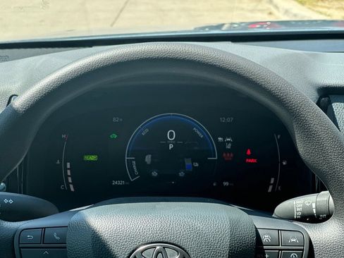 Used 2026 Toyota Camry LE FWD image 15