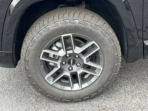 New 2026 GMC Terrain AT4 AWD/4WD image 15