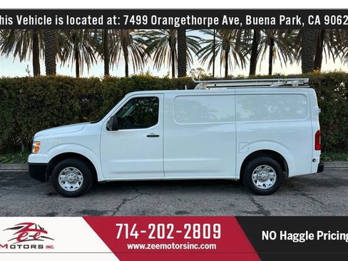 Used 2015 Nissan NV 2500 SV image 12