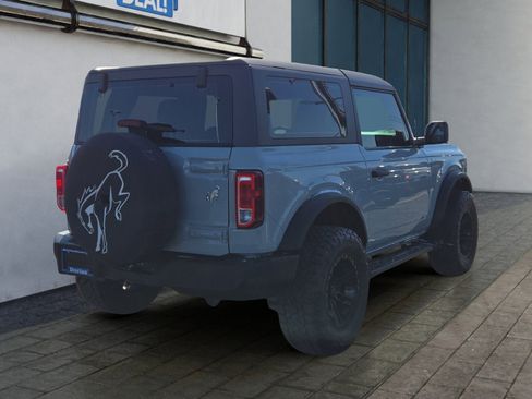 Used 2023 Ford Bronco 2-Door image 3