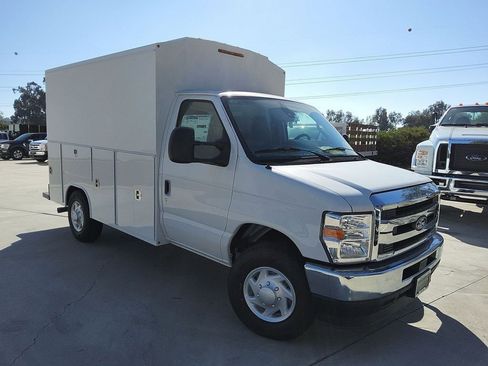New 2026 Ford E-350 and Econoline 350 Super Duty w/ Power Equipment Group image 4