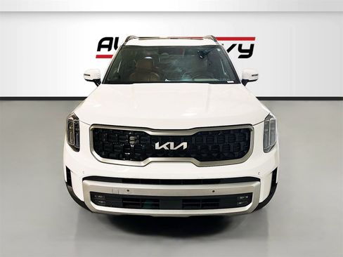 Used 2023 Kia Telluride SX X-Line image 2