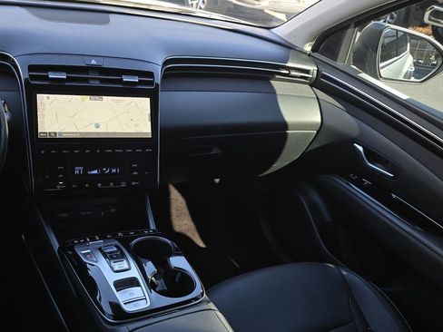 Used 2022 Hyundai Tucson Limited w/ Cargo Package image 6