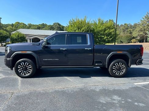 Used 2024 GMC Sierra 2500 Denali Ultimate AWD/4WD image 12