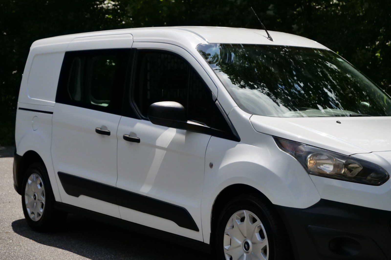 Used 2015 Ford Transit Connect XL FWD image 41