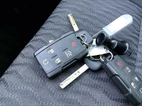 Used 2018 Chevrolet Tahoe LS RWD image 15