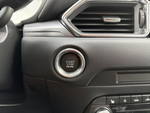 New 2025 MAZDA CX-5 AWD 2.5 S w/ Select Package image 18