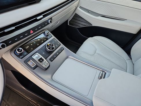 Used 2024 Hyundai Palisade Calligraphy image 20