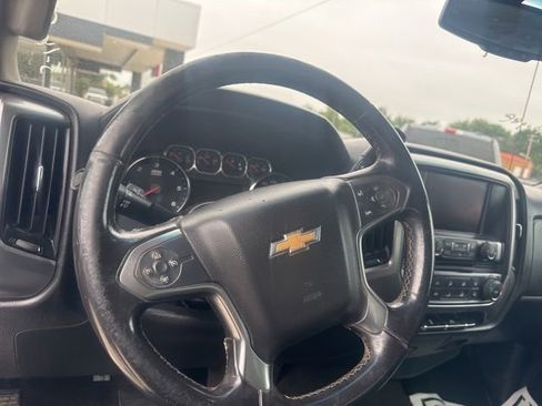Used 2017 Chevrolet Silverado 2500 LT AWD/4WD image 6
