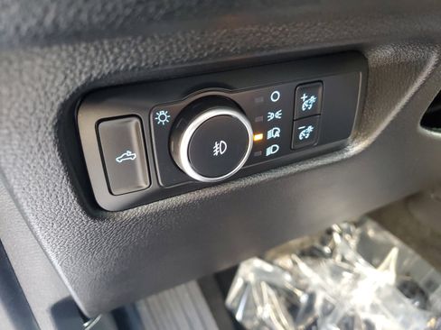 Used 2024 Ford Ranger Lariat w/ Trailer Tow Package image 13