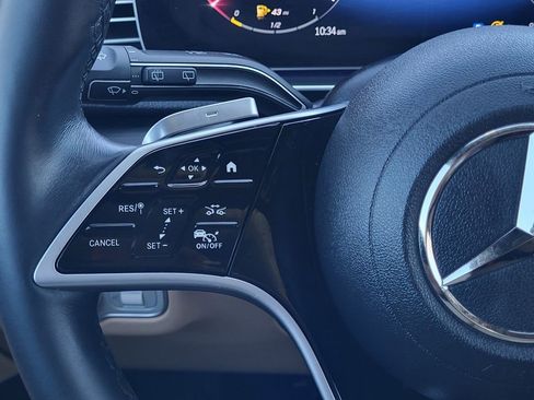 Used 2024 Mercedes-Benz GLE 350 4MATIC image 25