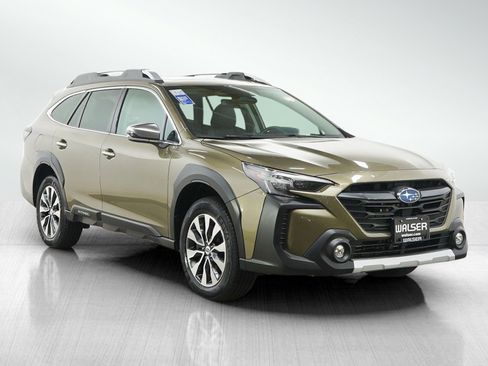 Used 2023 Subaru Outback Touring XT AWD/4WD image 7