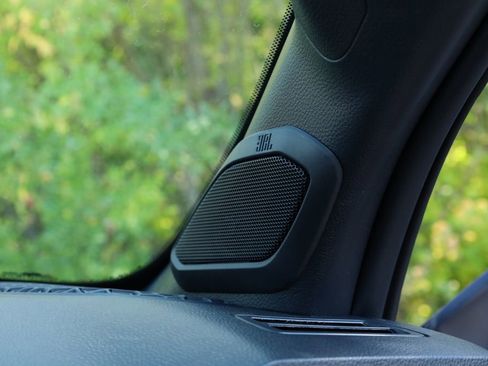 New 2025 Toyota Tacoma SR5 image 33