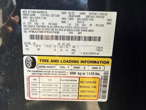 Certified 2023 Ford Expedition Platinum image 12