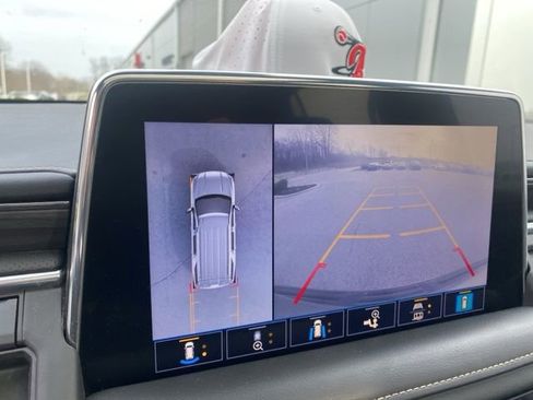 Used 2021 GMC Yukon SLT w/ SLT Luxury Plus Package image 22