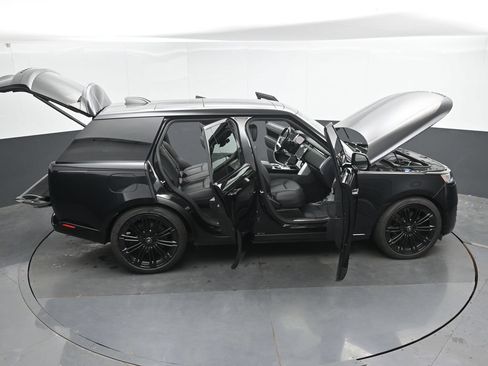 Used 2025 Land Rover Range Rover SE AWD/4WD image 52