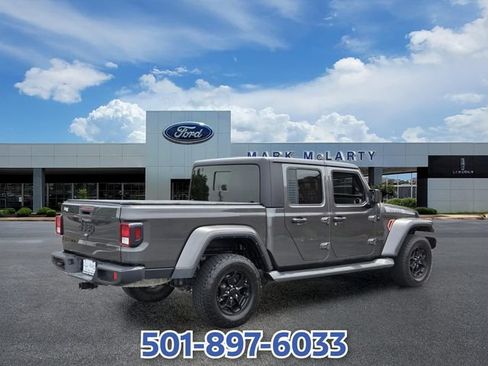 Used 2023 Jeep Gladiator Sport AWD/4WD image 5