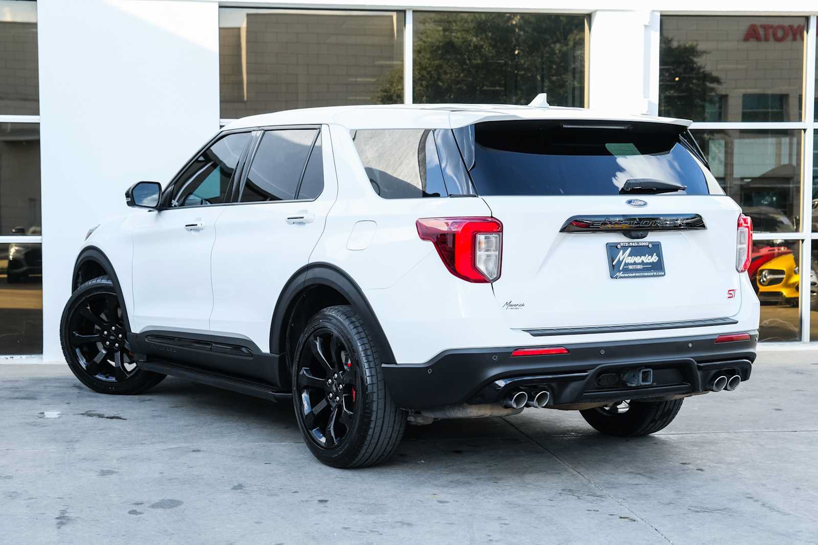 Used 2021 Ford Explorer ST w/ Equipment Group 401A AWD/4WD image 15