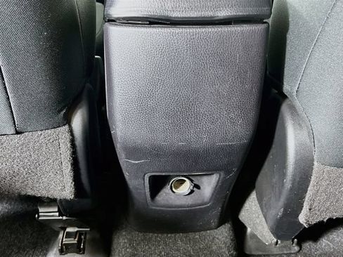 Used 2017 Toyota RAV4 LE w/ All Weather Liner Package AWD/4WD image 25