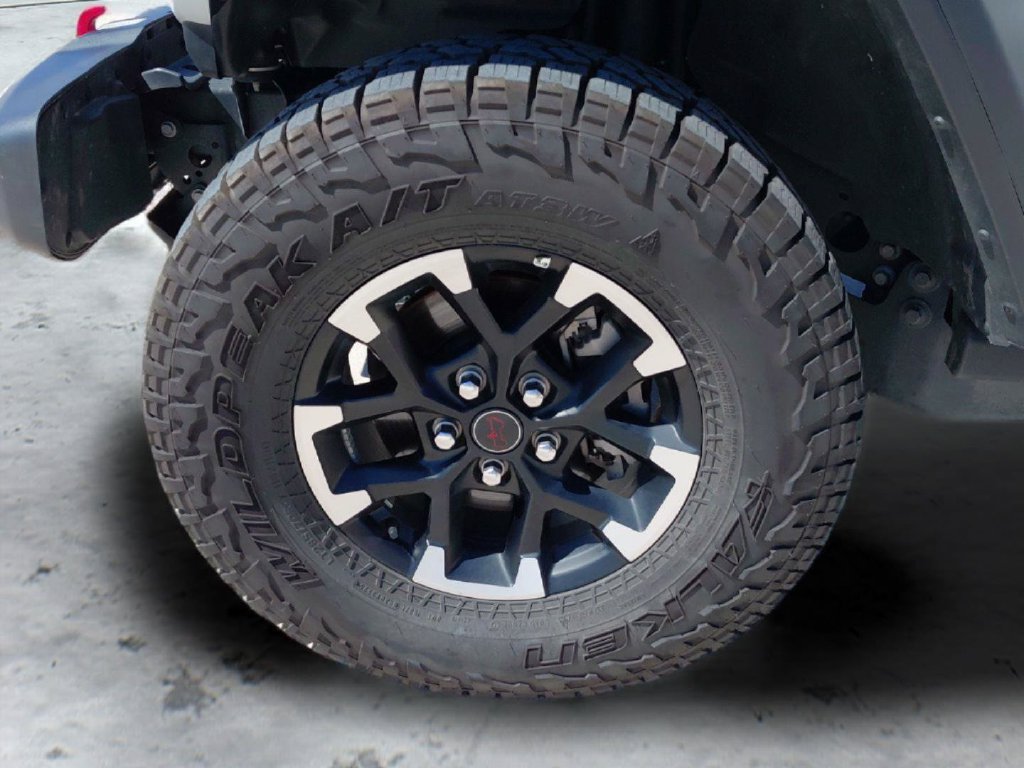 Used 2026 Jeep Gladiator Rubicon w/ Steel Power Dome Hood Package AWD/4WD image 9
