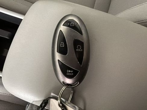 Used 2025 Hyundai Kona SEL AWD/4WD image 21