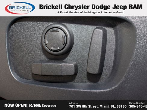 Used 2025 Land Rover Range Rover Evoque S image 16