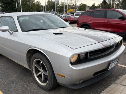 Used 2010 Dodge Challenger SE