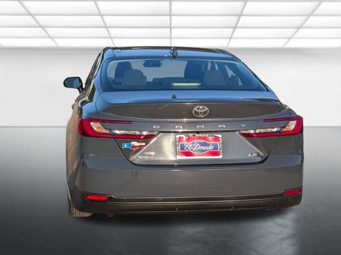 Used 2025 Toyota Camry LE w/ Convenience Package AWD/4WD image 27
