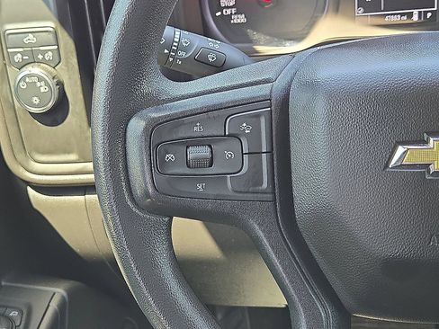 Used 2023 Chevrolet Silverado 1500 Custom RWD image 17