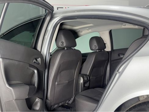 Used 2011 Buick Regal CXL w/ RL2 Preferred Equipment Group image 11