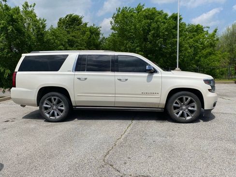 Used 2015 Chevrolet Suburban LTZ AWD/4WD image 8