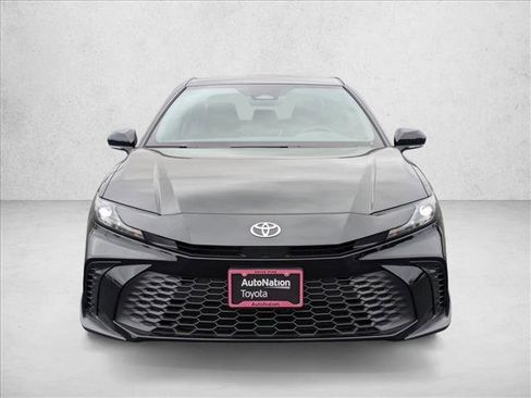New 2025 Toyota Camry SE image 9