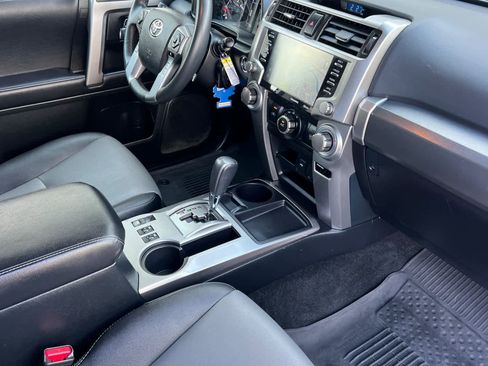 Used 2022 Toyota 4Runner SR5 Premium w/ Moonroof Package image 18