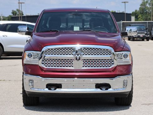 Used 2017 RAM 1500 Limited AWD/4WD image 2